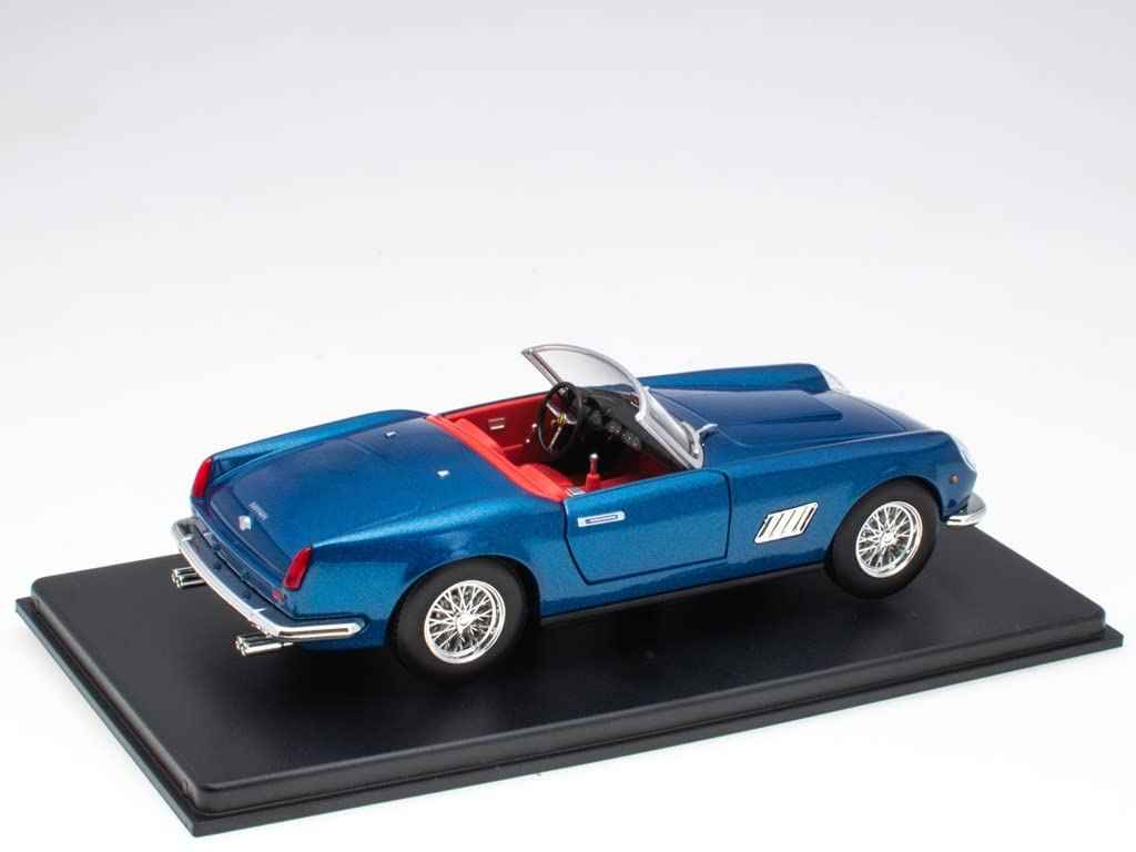 OPO 10 - Collectible Miniature car 1/24 Compatible with Ferrari 250 California 1957 - FN009