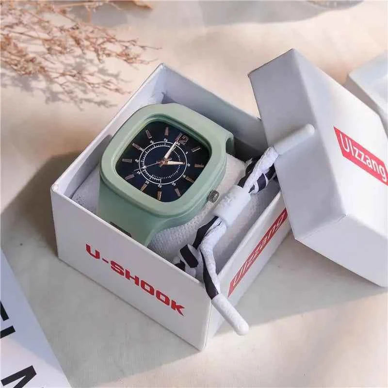 Fashion Women Watches Square Dial Pin Buckle Quartz Watch Women Luxury Ladies Electronic Wristwatches Silicone Female Clock Gift
