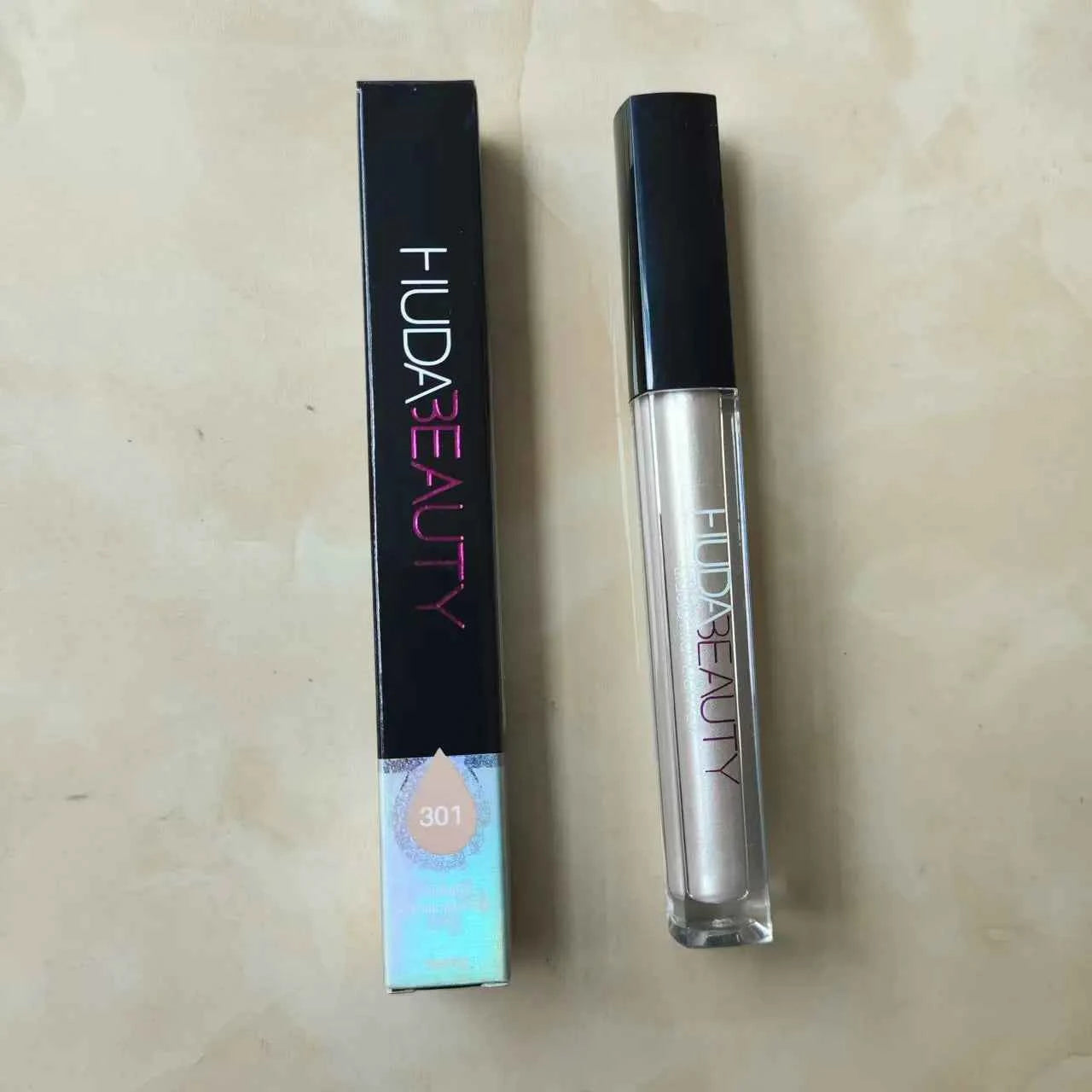 4-color Face Liquid Highlighter HUDA Stick Shimmer Shine High Lighter Iluminador Maquillaje Eyeshadow Sparkling Makeup Cosmetics