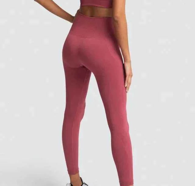 Ensemble de yoga seamless femme : top et leggings