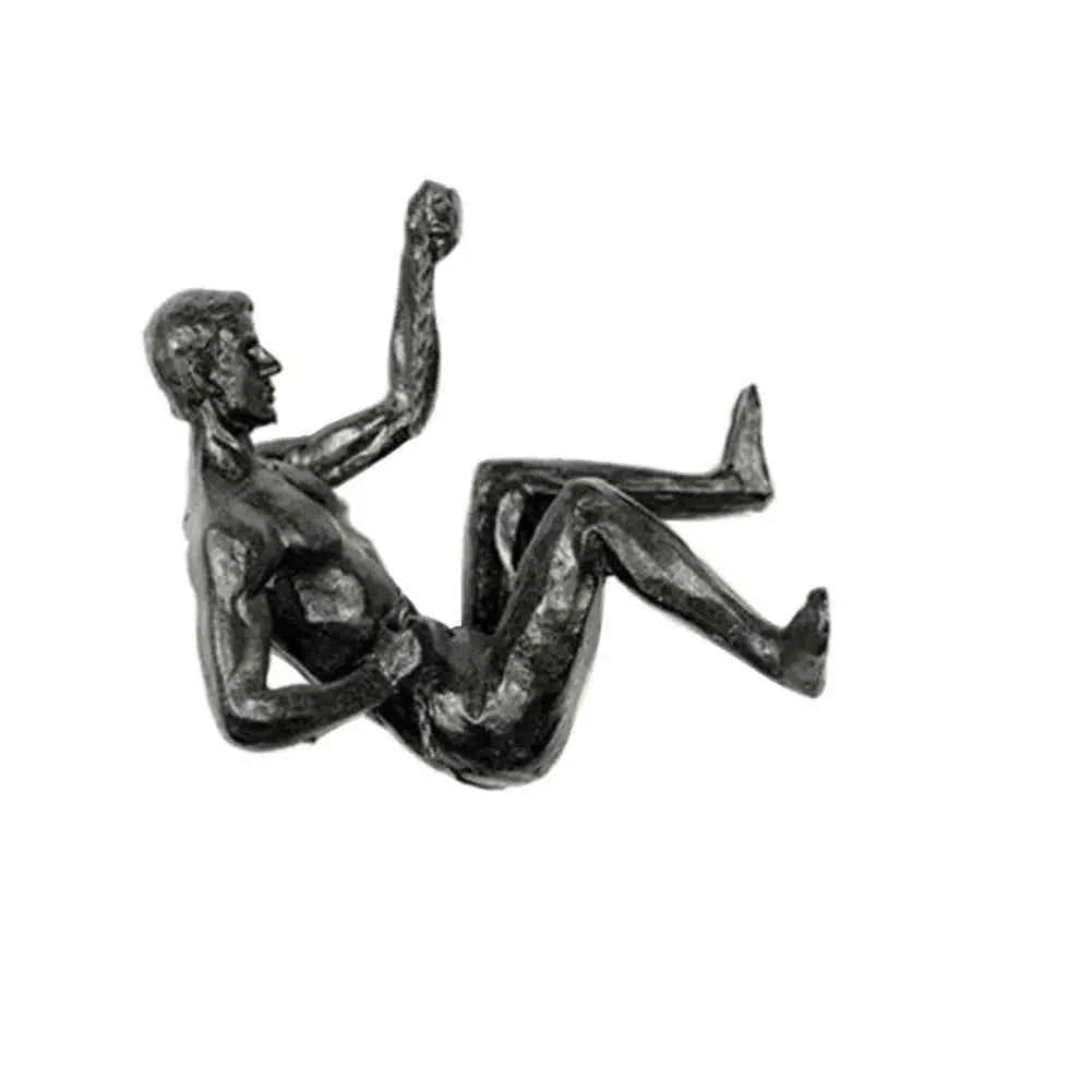 Athlete Rock Climbing Man Resin Background Wall Hanging Decoration Sculpture Statue Figures Creative Rock Climber Statue Pendant