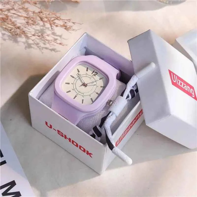 Fashion Women Watches Square Dial Pin Buckle Quartz Watch Women Luxury Ladies Electronic Wristwatches Silicone Female Clock Gift