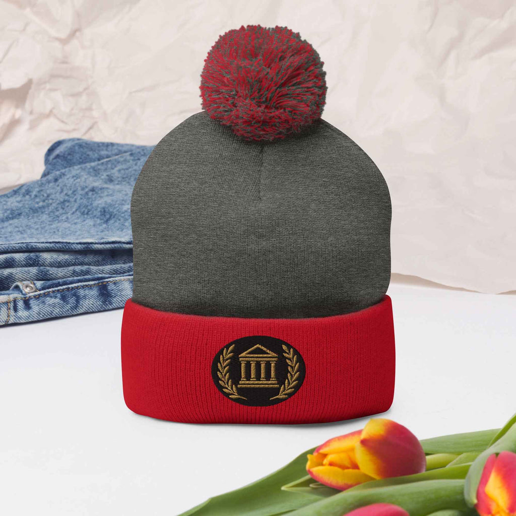 Bonnet à pompon marque Élégance-Empire-Agency.