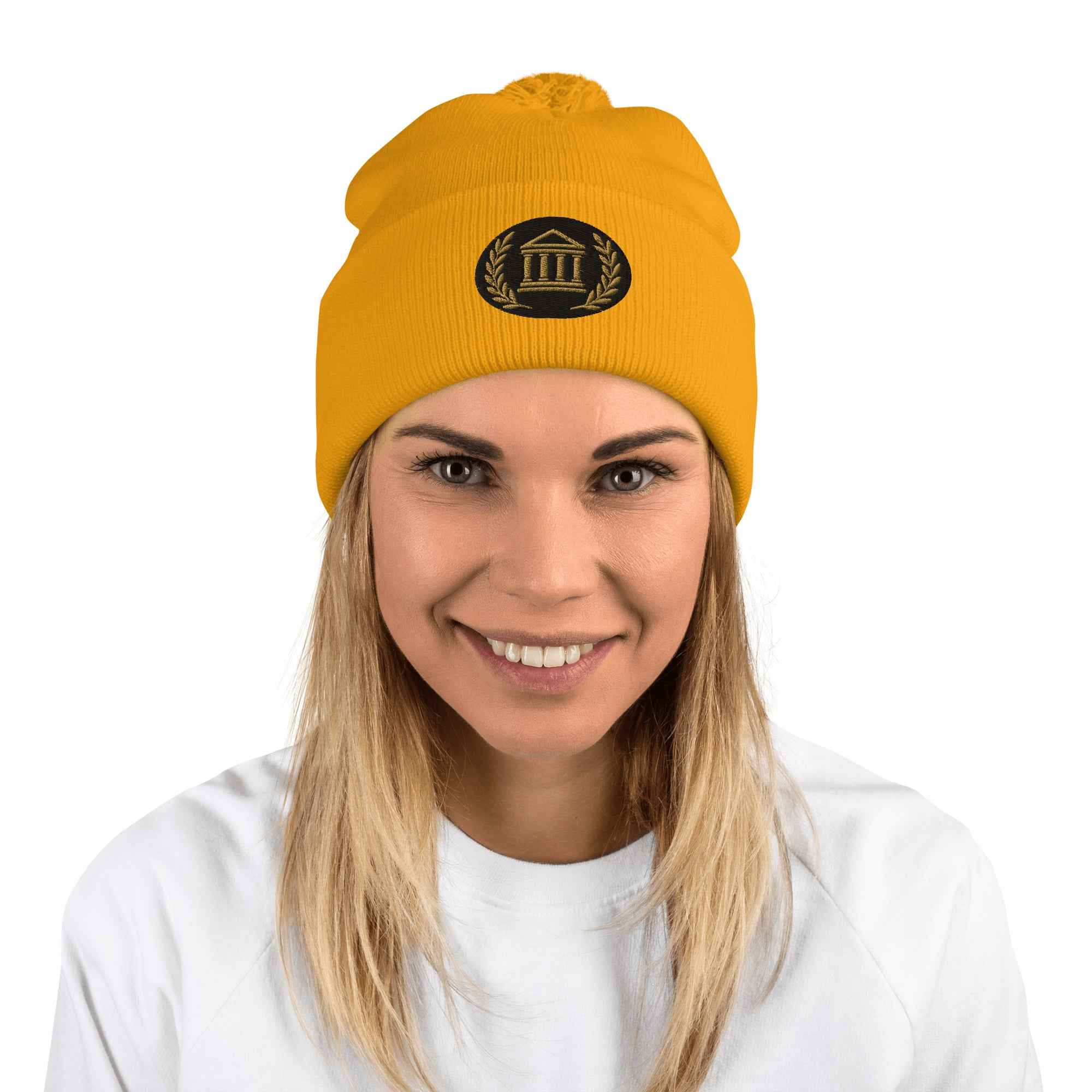 Bonnet à pompon marque Élégance-Empire-Agency.
