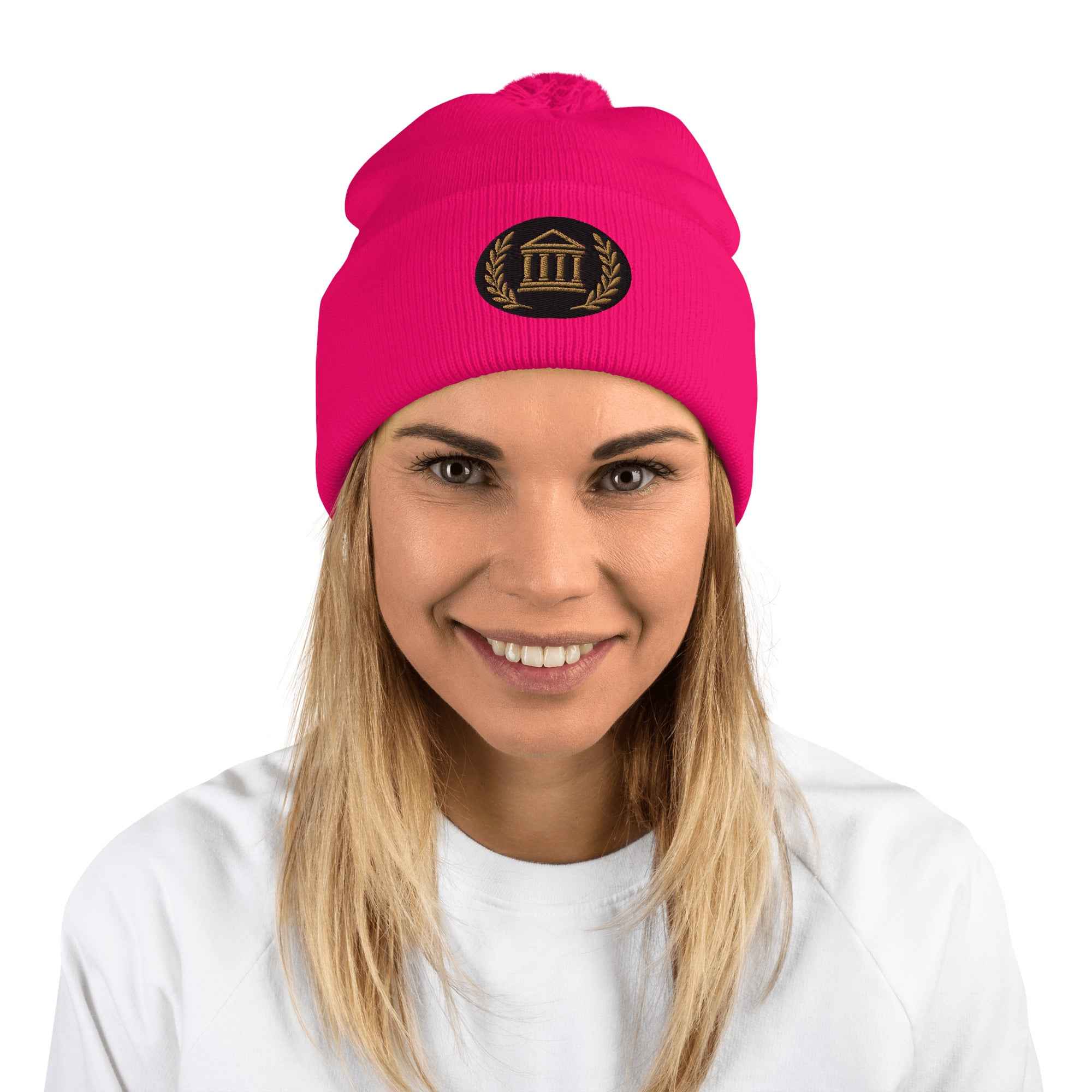 Bonnet à pompon marque Élégance-Empire-Agency.