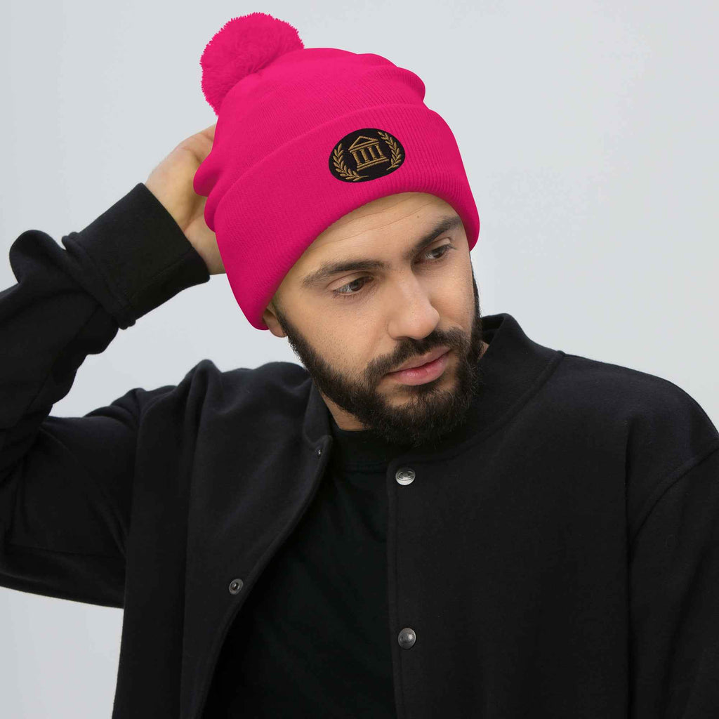 Bonnet à pompon marque Élégance-Empire-Agency.